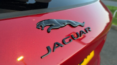 Jaguar F-Pace 2.0 D200 R-Dynamic SE Black 5dr Auto AWD Diesel Estate